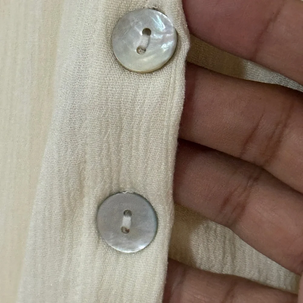 Perfect Summer Classic Cream Button-Detail Maxi Dress. Women’s size 2